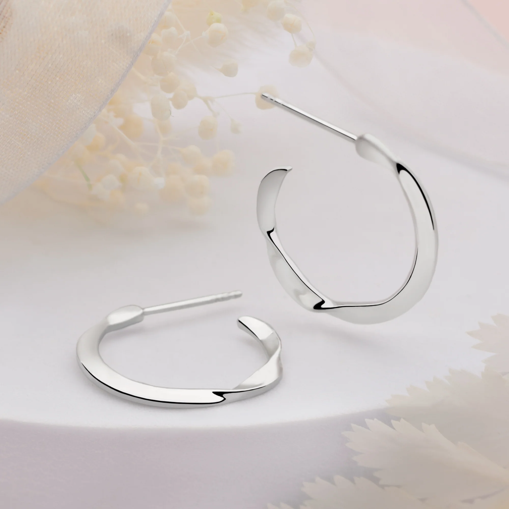Bailey Hoops - Image 2