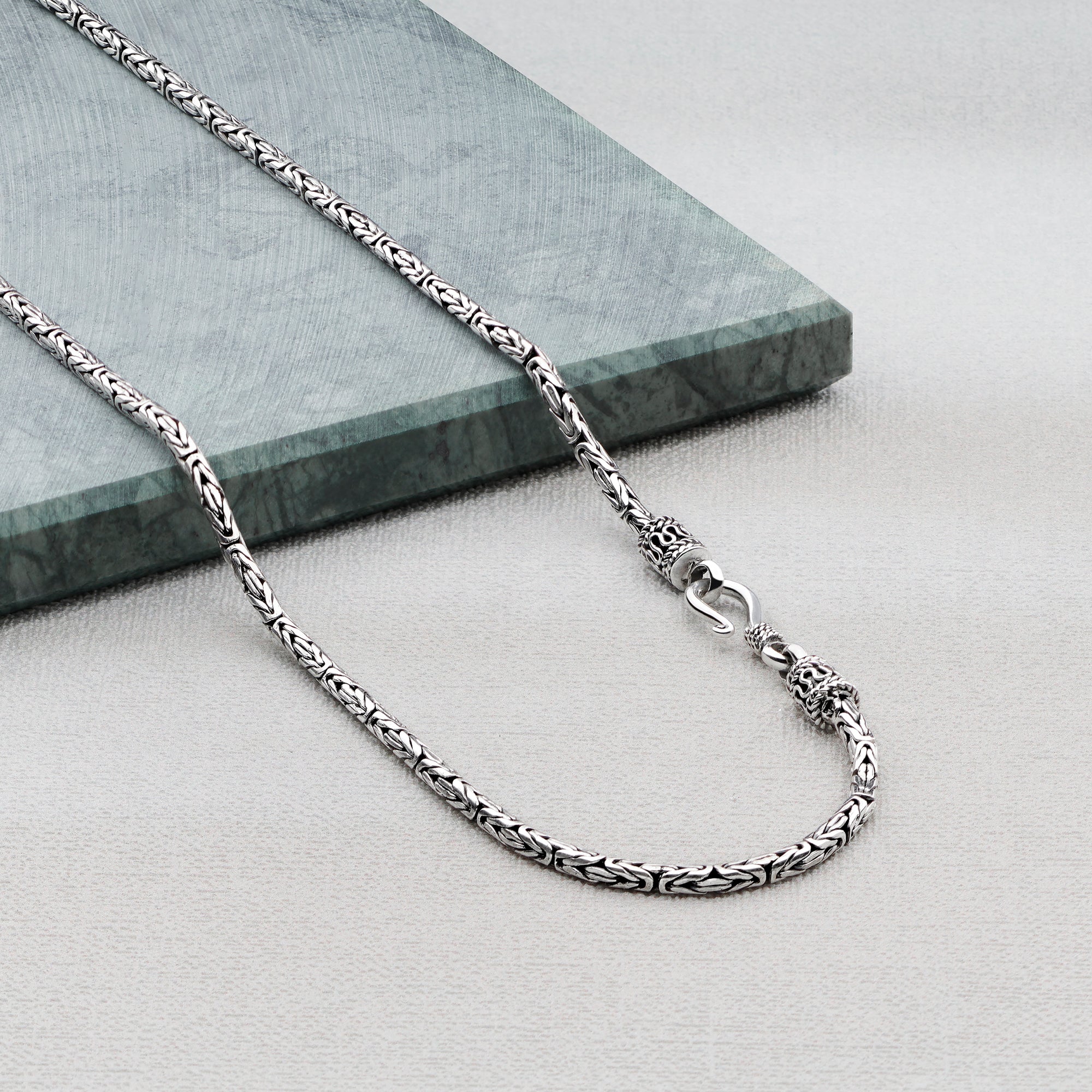 Borobudur Weave Chain