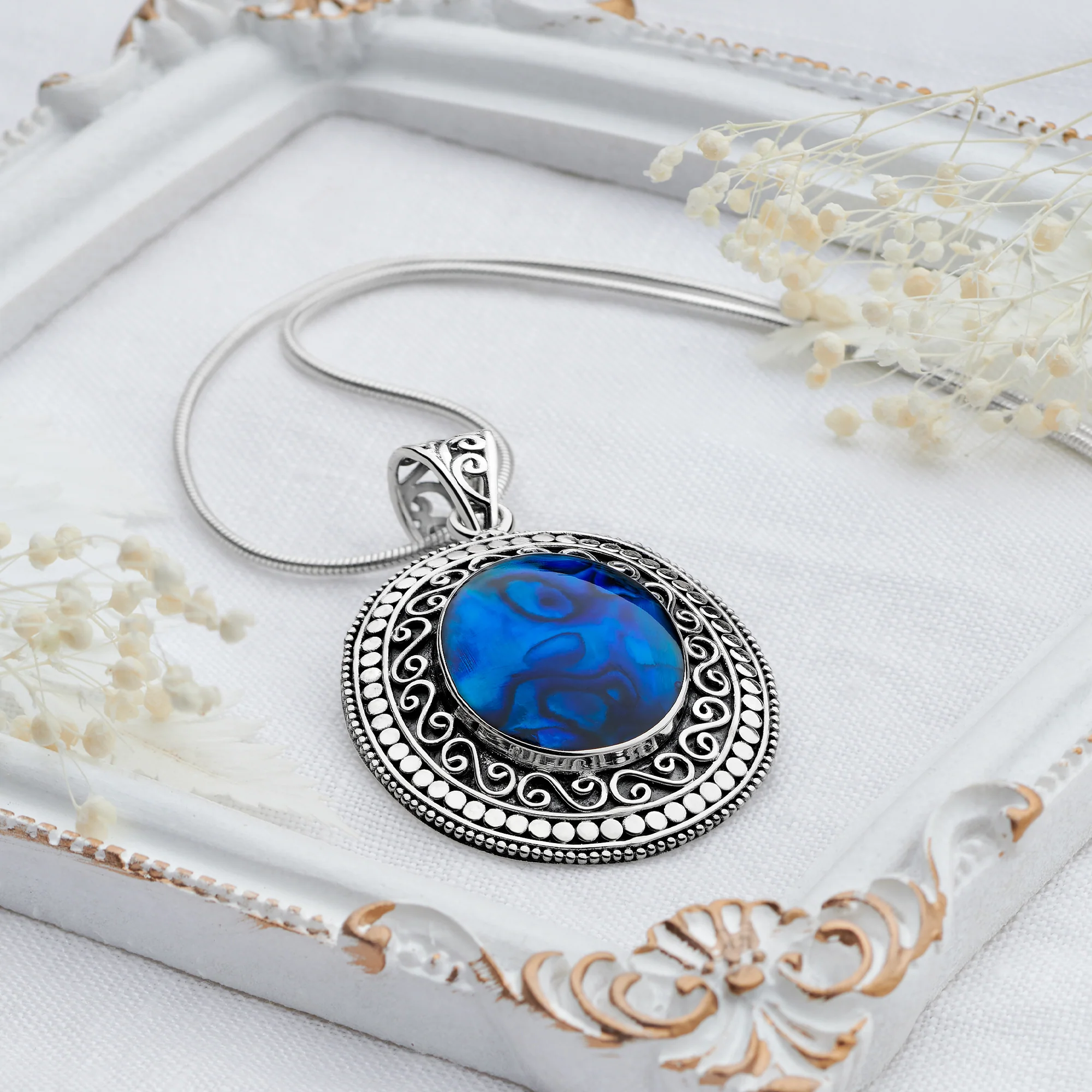 De La Mer Pendant - Image 2