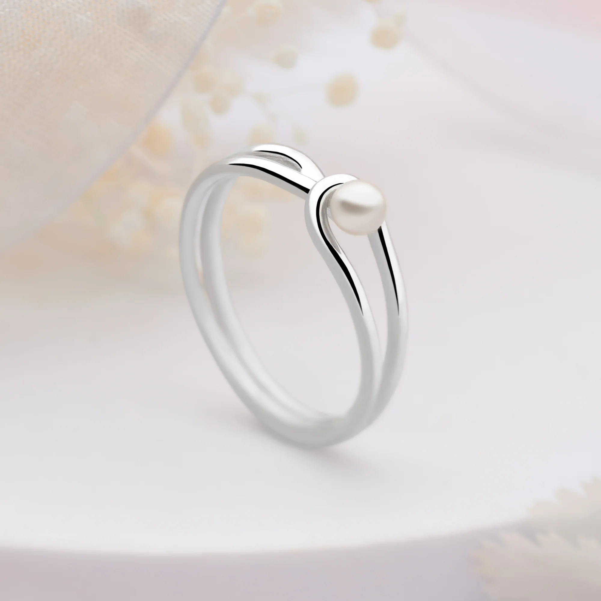Loopla Pearl Ring - Image 2