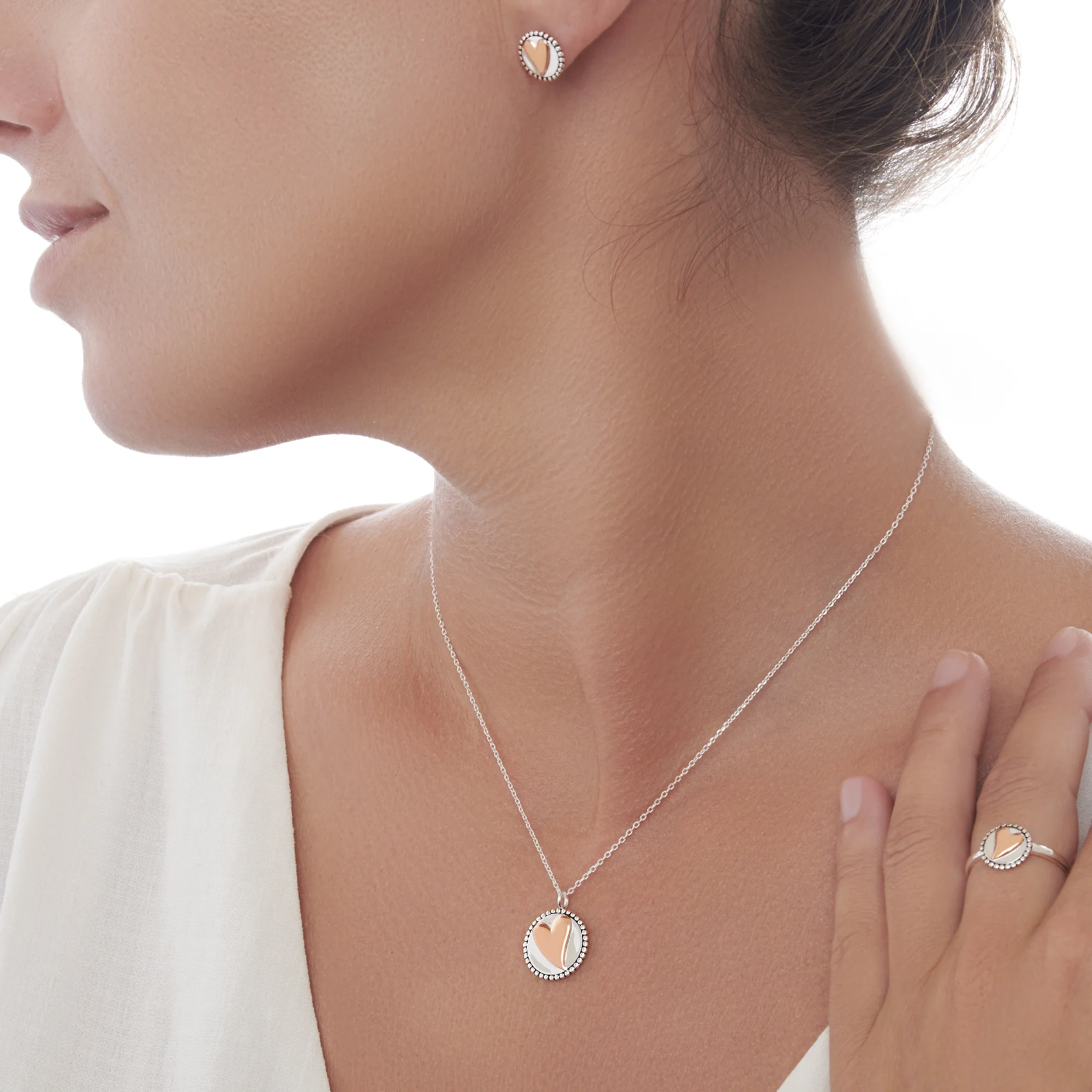 Love is Gold Ring - Image 3