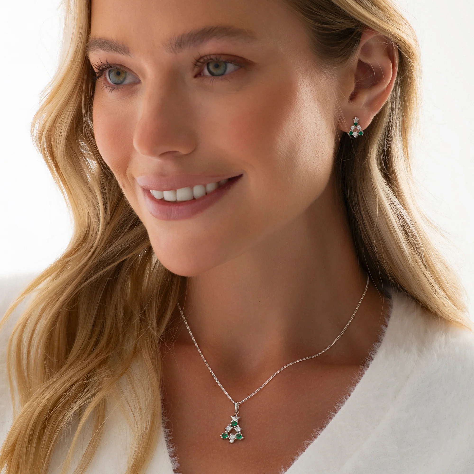 Magical Christmas Tree Pendant - Image 3