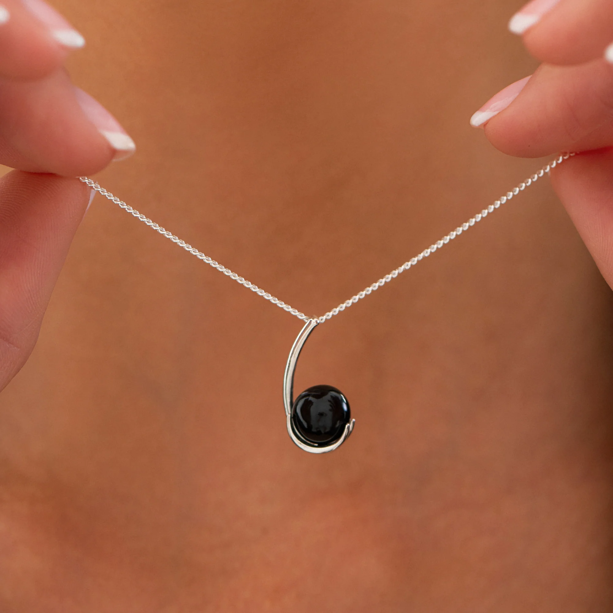 Midnight Nero Pendant - Image 5
