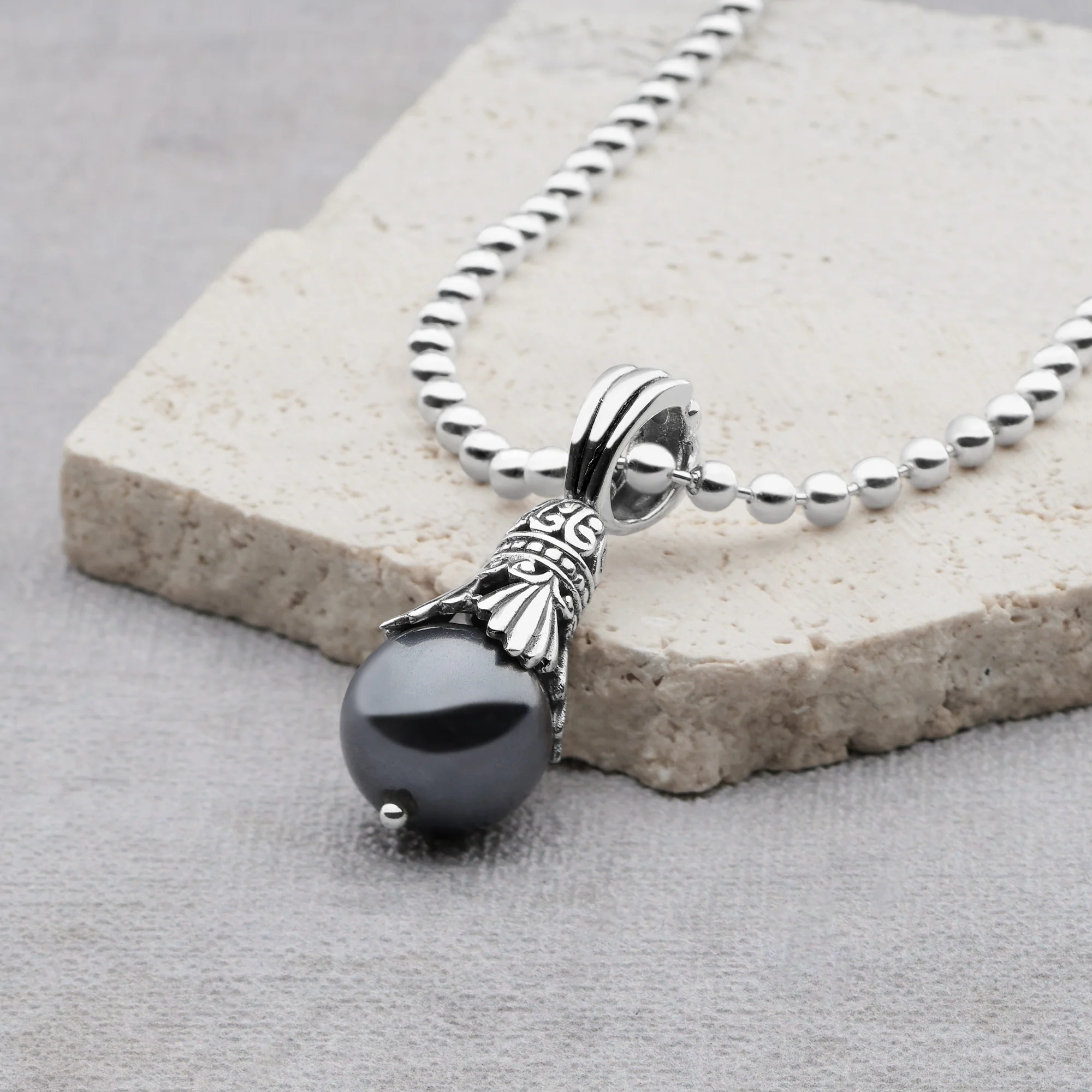 Pendulum Pearl Pendant (Black) 65cm Ball Chain - Image 2