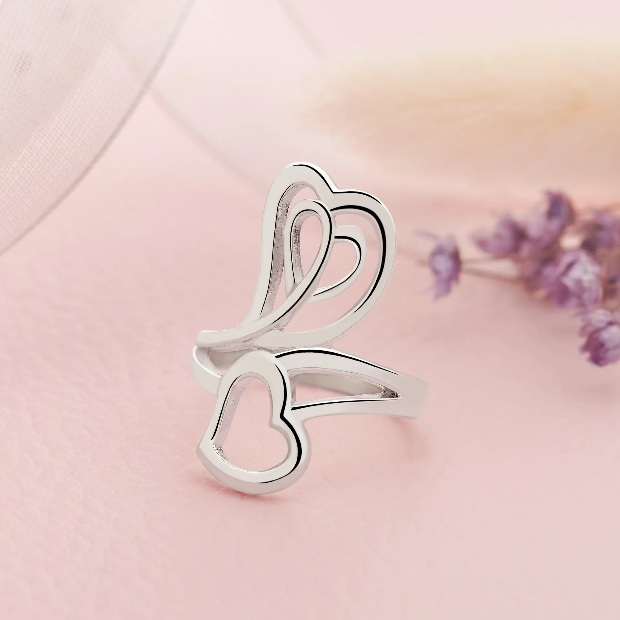 Queen of Hearts Ring - Image 2