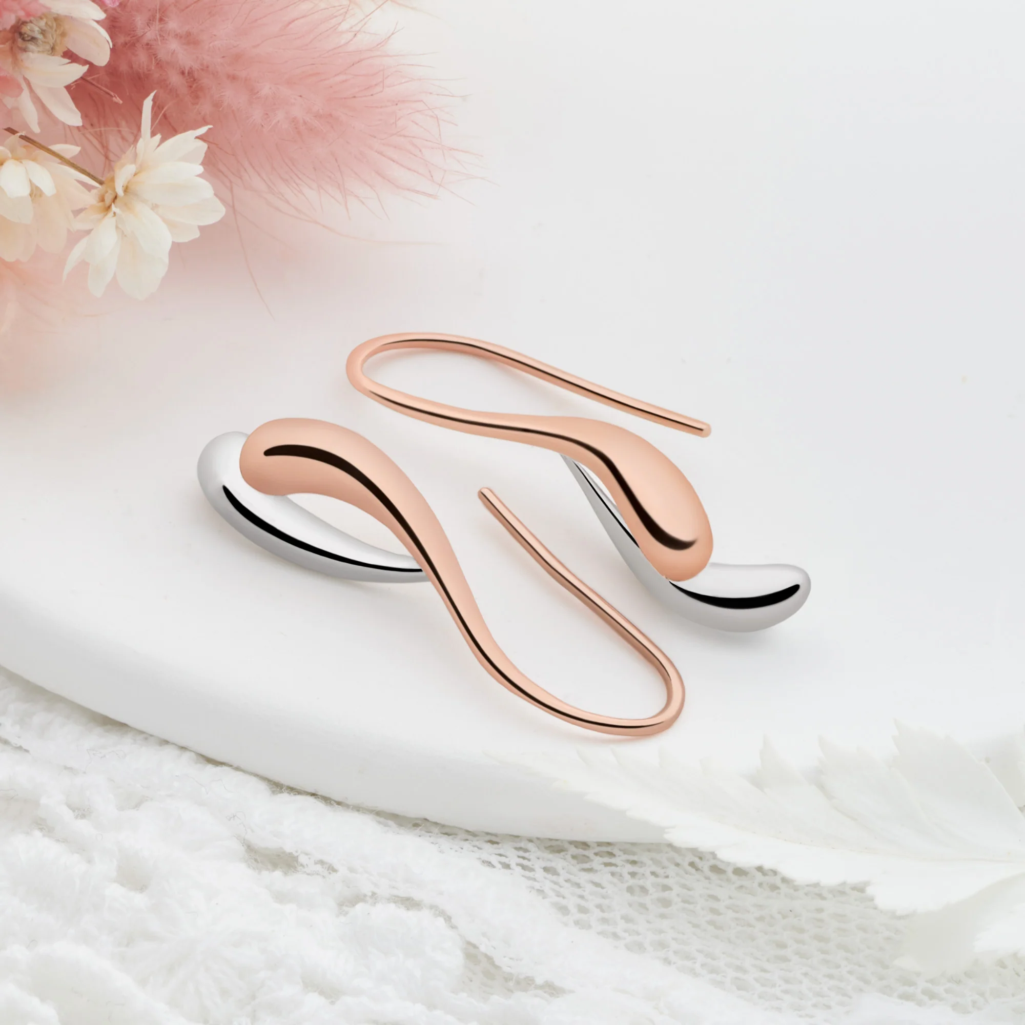 Rosen Kiss Earrings - Image 2