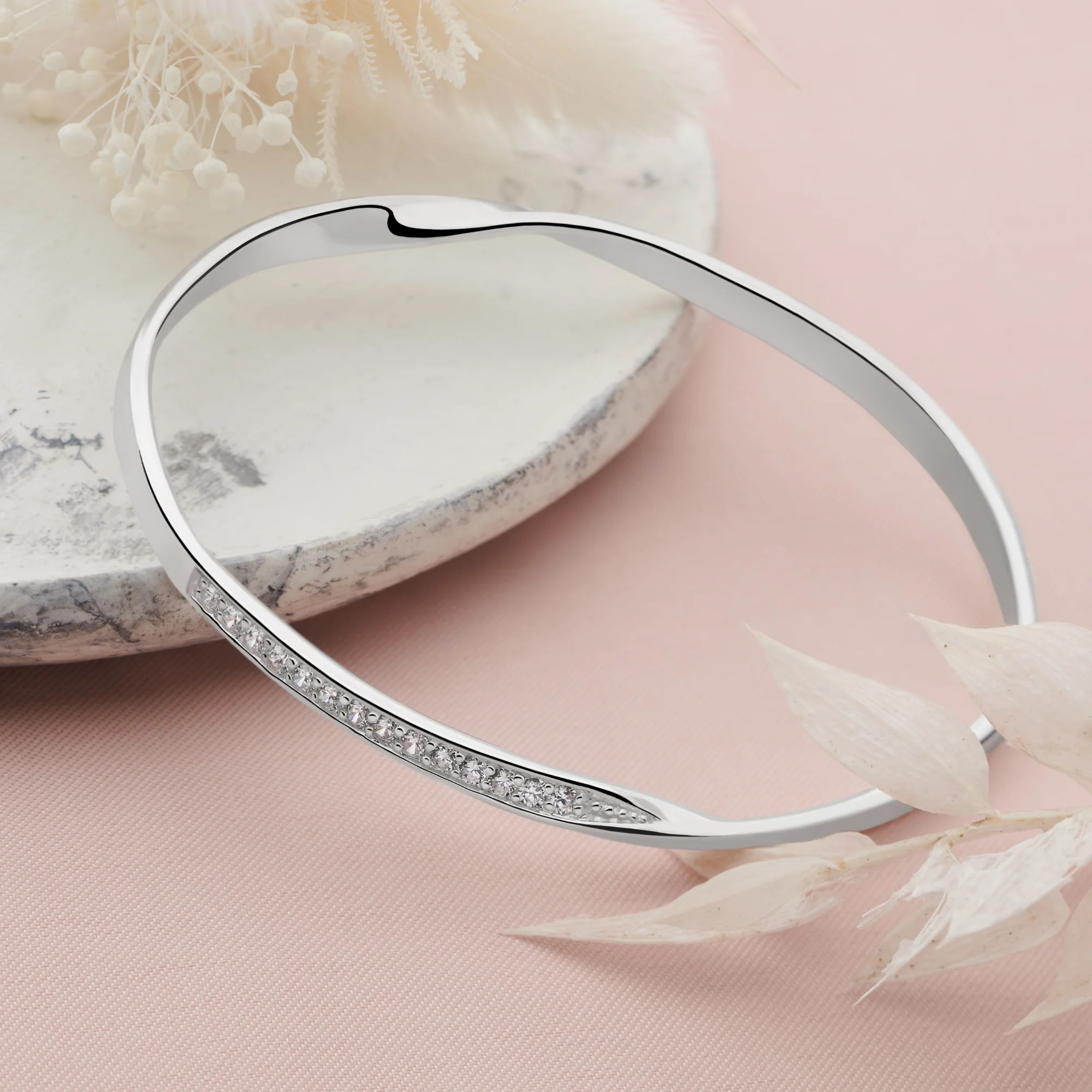 Sparkling Ribbon Bangle - Image 3