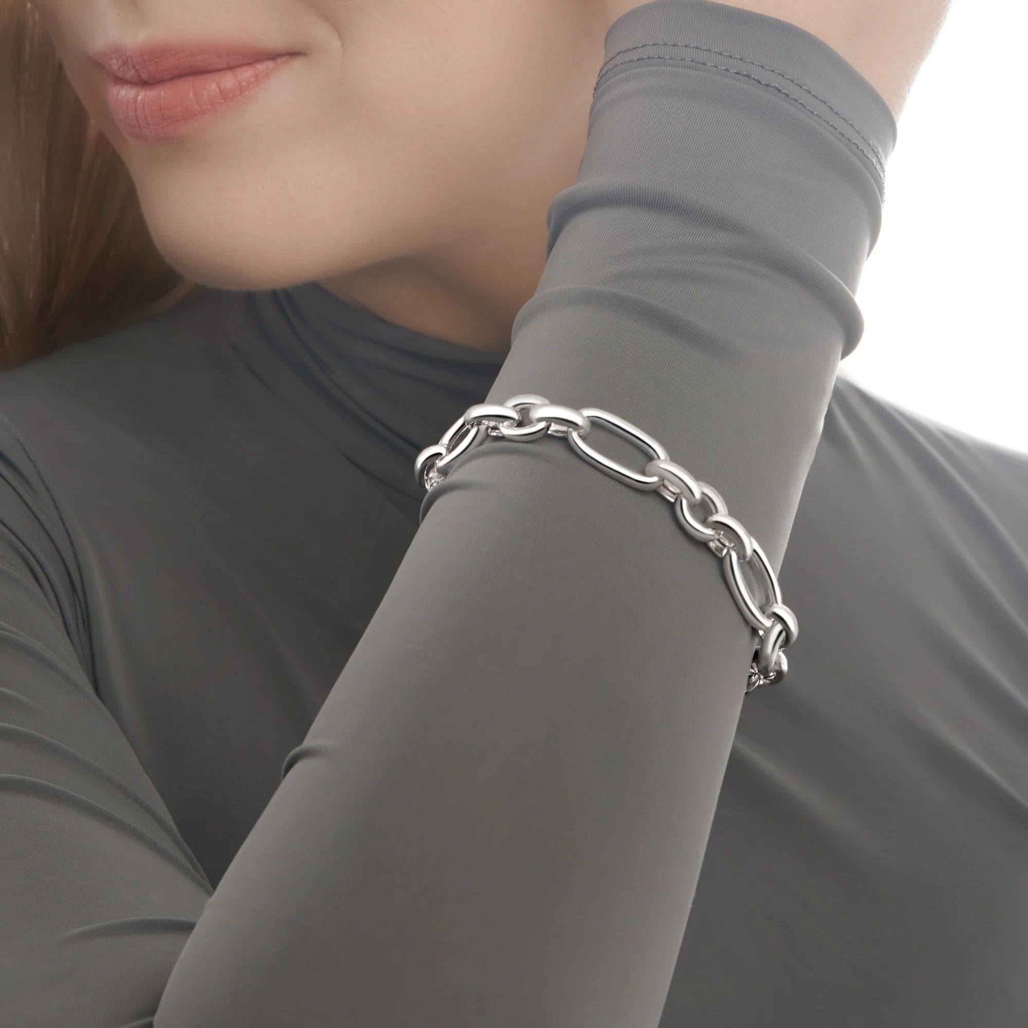 Valencia Links Bracelet - Image 3